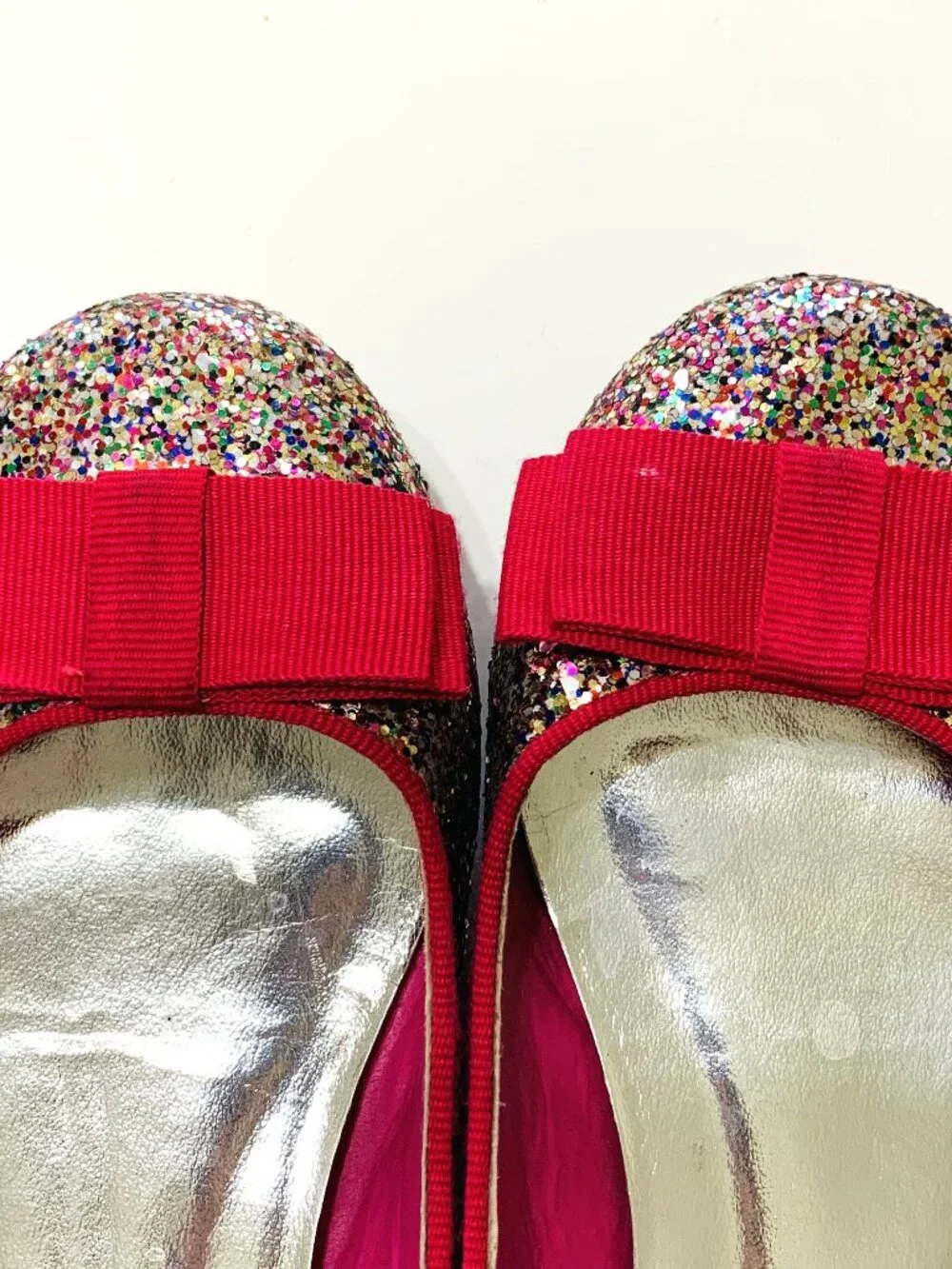 Like New Girls Glitter Ballet Flats Pink Bow Sequin Slip-On Sparkling Size 4